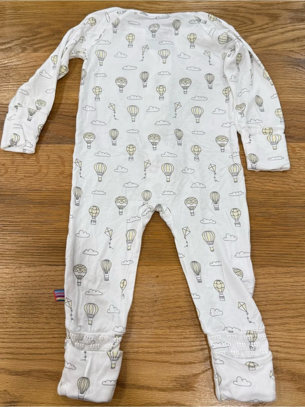 Magnetic Me White Footed Pajamas with Neutral Hot Air Balloon Print